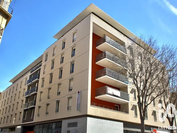 Studio 1 pièce 19 m²
