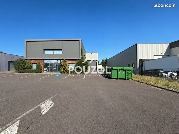 LOCAL D'ACTIVITE 1090 m² COURNON-D'AUVERGNE