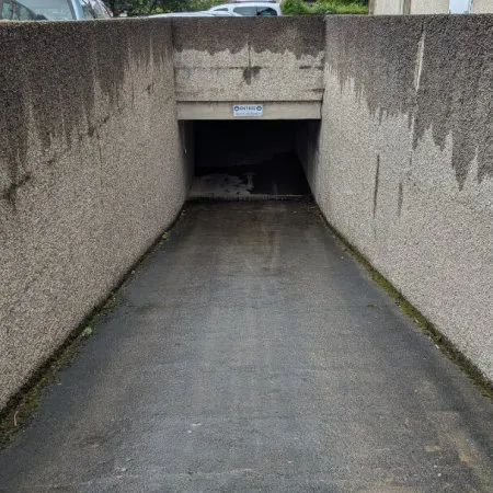 Parking 13 m²