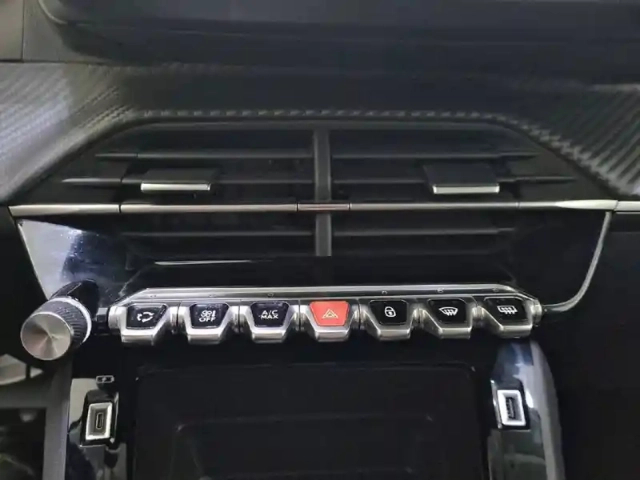 Peugeot 208 puretech 100 s&amp;s bvm6 — photo 30