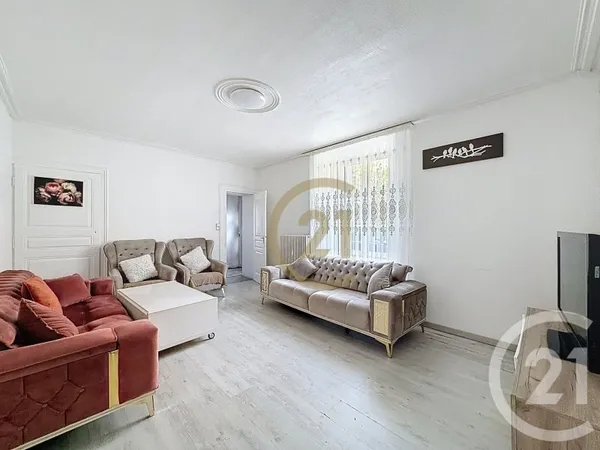 Maison 10 pièces 175 m²