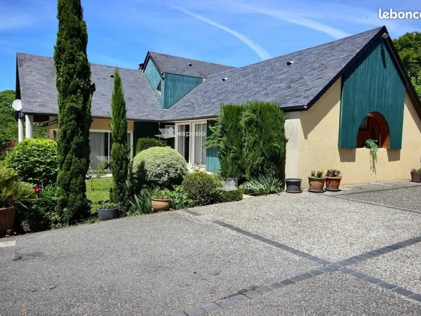 Villa 6 pièces 183 m²