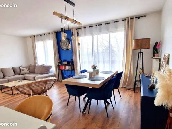 Bel appartement 4 pièces rénové (83 m²)