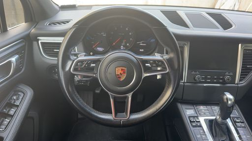 Porsche Macan 2.0 252 PDK - . – 2017 – 88954 km – Essence – Boîte Automatique — photo 30