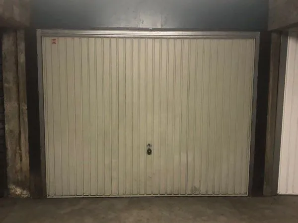 Box fermé dans résidence sécurisé