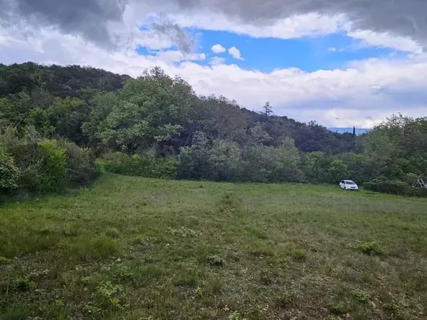 Terrain à bâtir à Cailhau - 2098 m² de potentiel