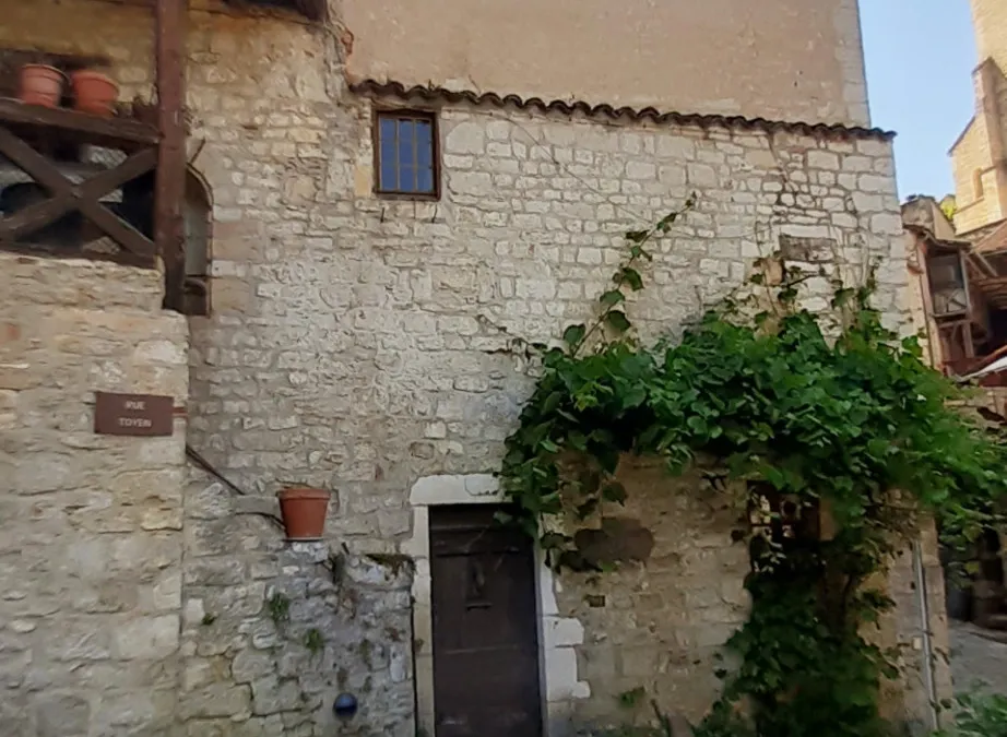 Photo 31