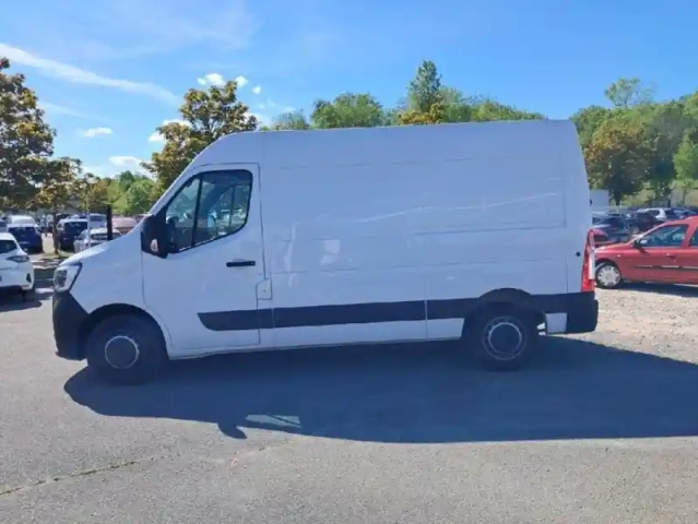 Renault Master fg f3500 l2h2 2.3 blue dci 135ch confort euro6e — photo 9