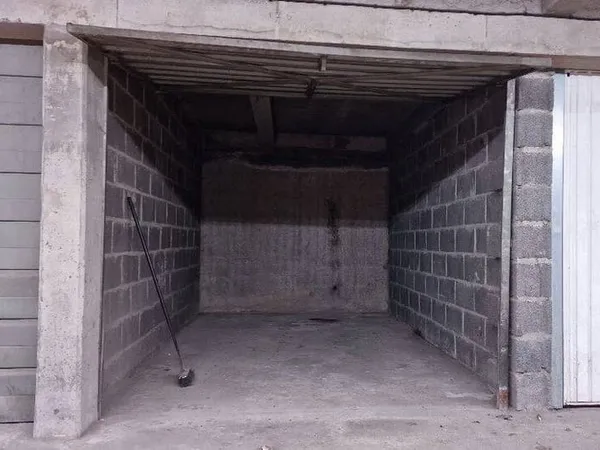 Parking 12 m²