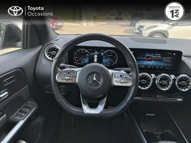Mercedes Gla 200 163ch amg line 7g-dct — photo 9