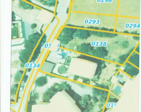 TERRAIN CONSTRUCTIBLE A BAIXAS 666m2