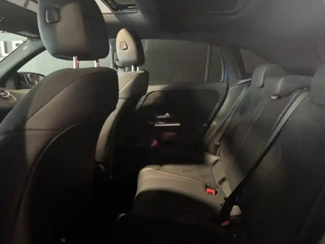 Mercedes Gla 250 e hybrid eq amg line — photo 44
