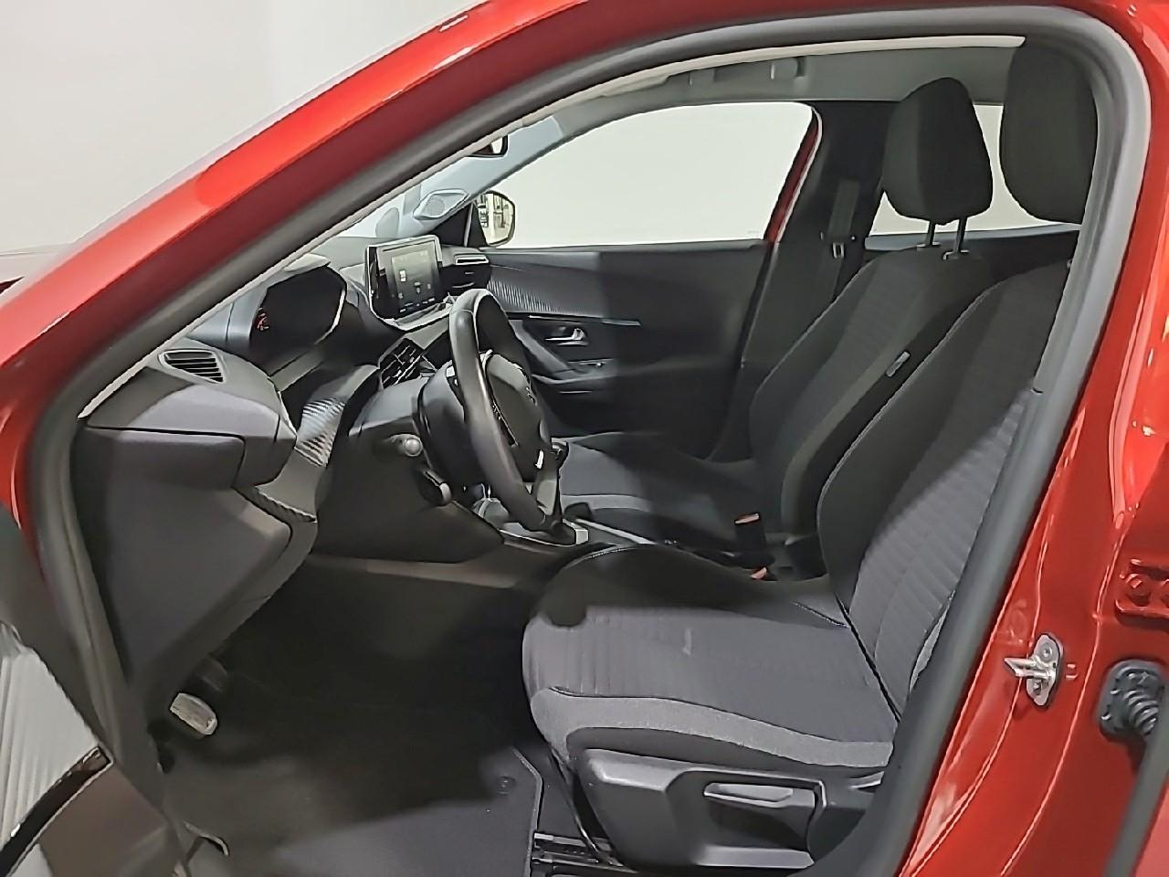 Peugeot 2008 puretech 100 s&s bvm6 style — photo 10
