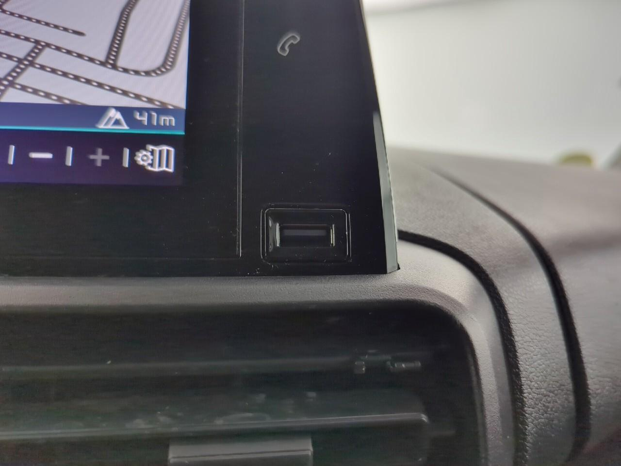 Citroën Berlingo van m 650 bluehdi 100 s&s bvm5 driver — photo 25