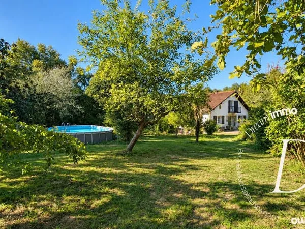 Propriété de caractère de 256 m² au coeur de plus de 3 hecta