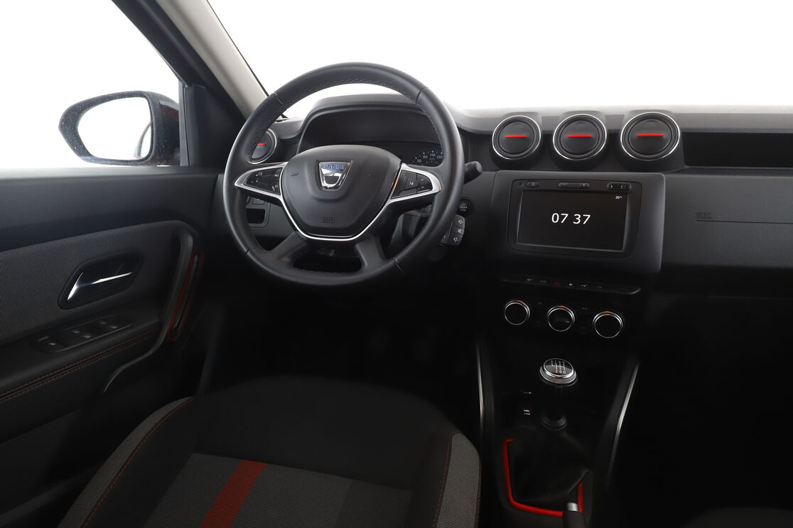 Dacia Duster 1.5 dCi Blue Techroad 4x2 — photo 12