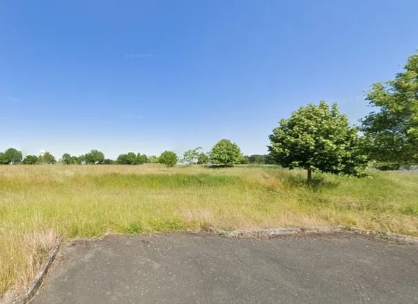 Terrain 953 m²