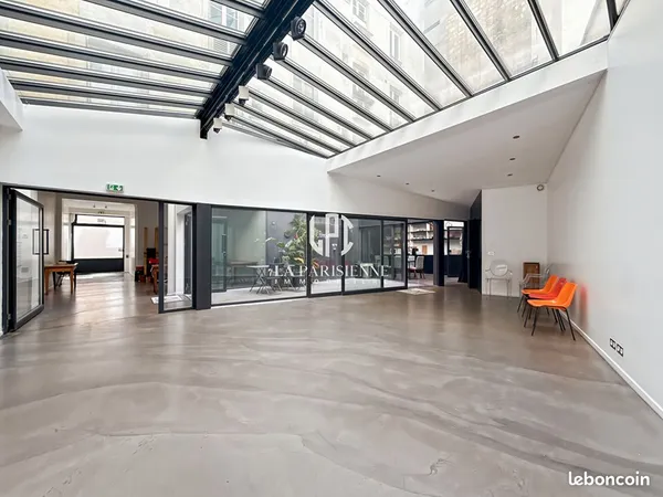 Local commercial 167 m² Paris