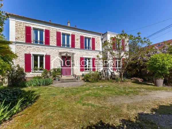 MEULIÈRE 7 pièces, 140m² en CENTRE-VILLE