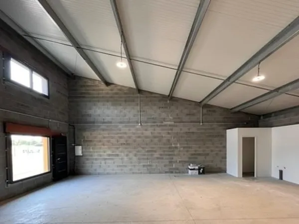 Local professionnel au Lherm