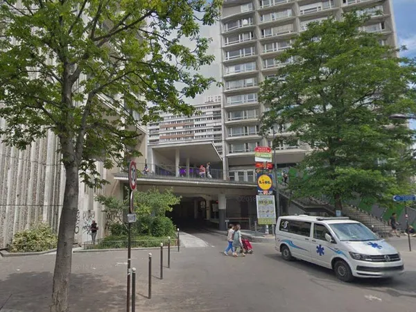 Parking 12 m²