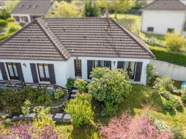Maison familiale à vendre + Studio indépendant idéal investissement ou télétravail