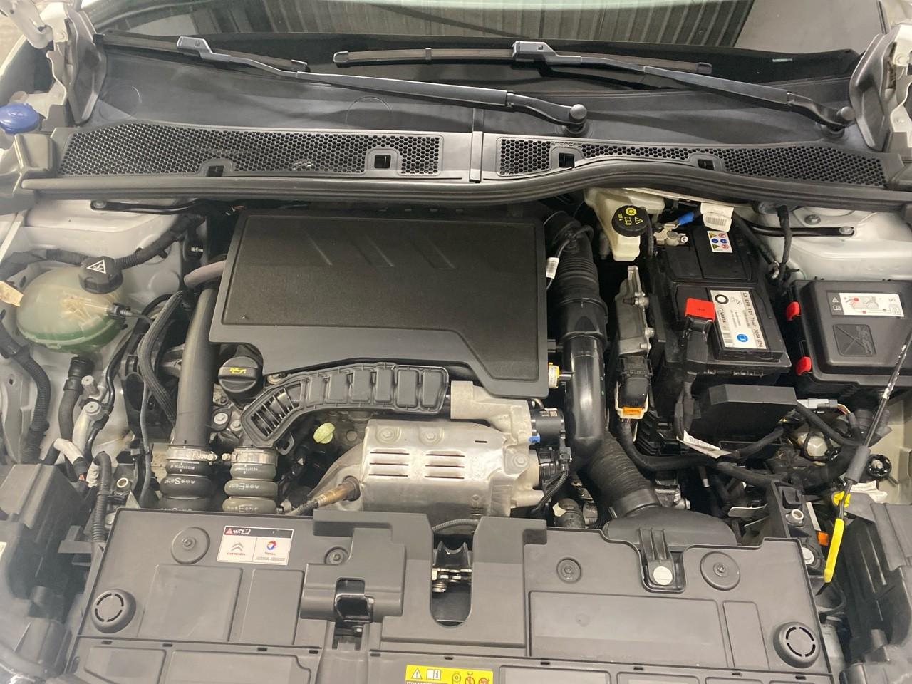 Citroën C4 puretech 130 s&s eat8 shine pack — photo 15