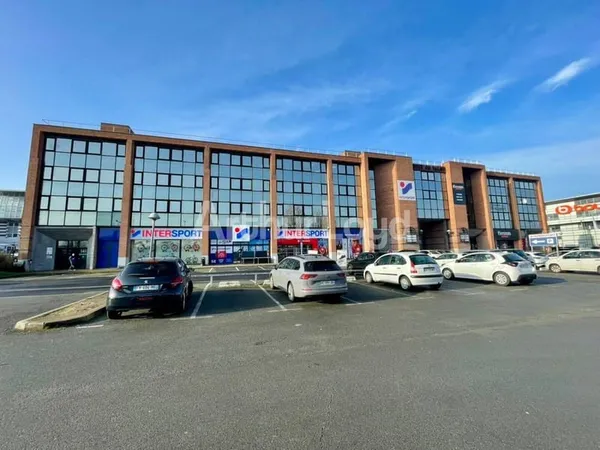 Bureaux 1225 m²