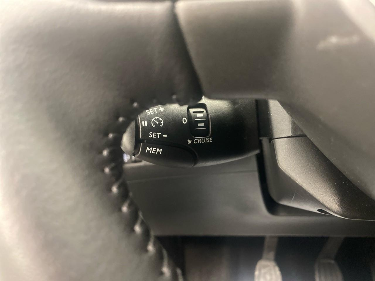 Peugeot 2008 100 s&s bvm6 style — photo 18