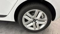 Renault Clio 1.5 Blue dCi 100ch Evolution - 24 — photo 29