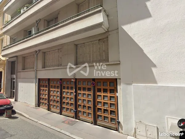 Parking/box 15 m² Lyon