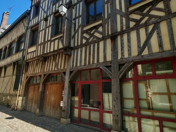 Maison de luxe 721 m²