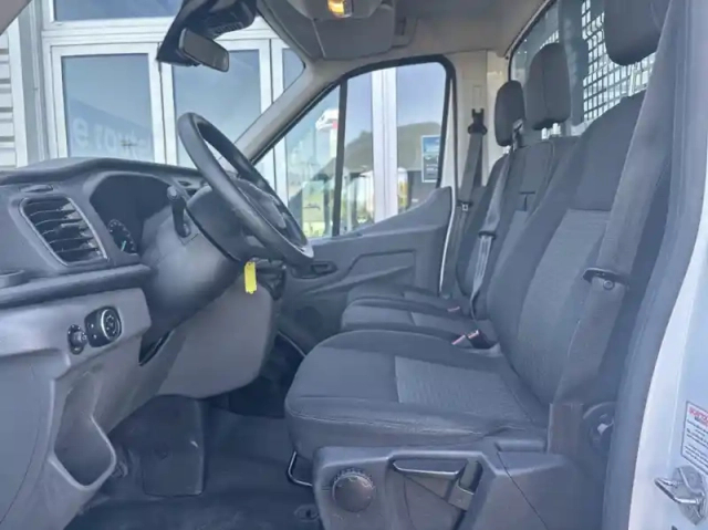 Ford Transit châssis ccb t350 l2 2.0 ecoblue 165ch trend — photo 10