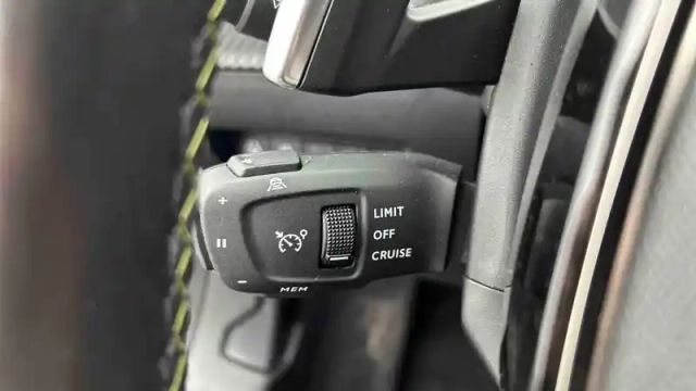 Peugeot 2008 puretech 130 s&amp;s eat8 — photo 98