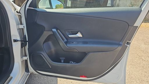 Mercedes Classe A 200 d 150 8G-DCT - AMG Line – 2022 – 101442 km – Diesel – Boîte Automatique — photo 25