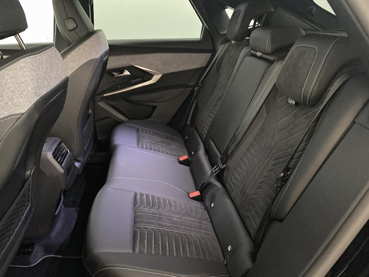 Peugeot 3008 hybrid 145 e-dcs6 gt — photo 10