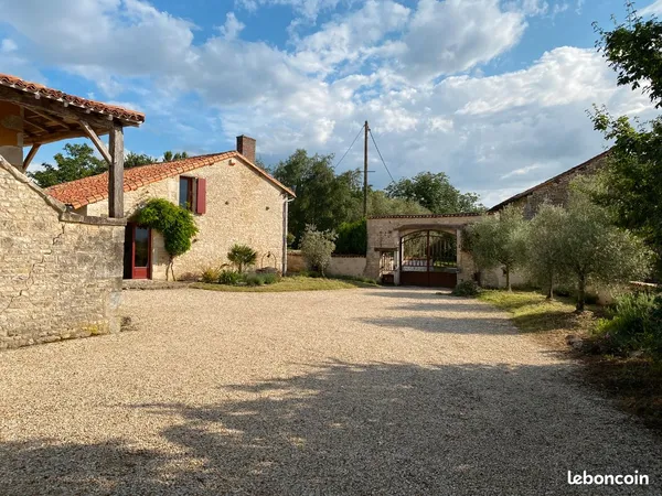 247 m² - 10 pièces - 3 chbres -