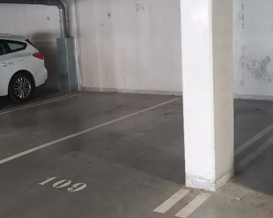 Loue parking 10m²