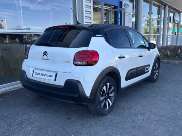 Citroën C3 1.2 puretech 110ch s&amp;s shine 120-123g — photo 2