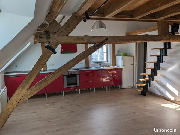 Appartement de type F1 +bureau à Nogent L'Artaud