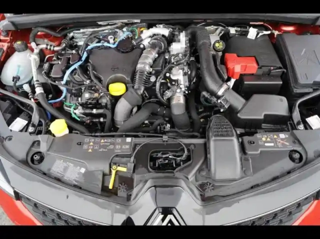 Renault Clio 1.5 blue dci 100ch evolution - 24 — photo 14