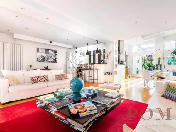 Appartement-terrasse/ 7 pièces - LA GARENNE COLOMBES