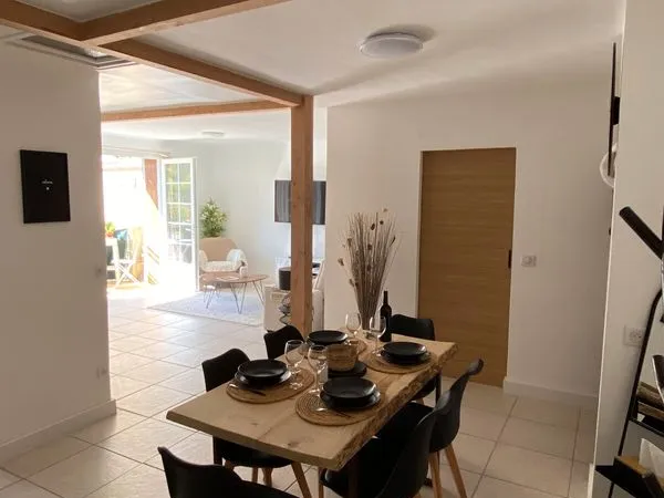 T2 meublé 54m² rénové - charges incluses - Lamanon
