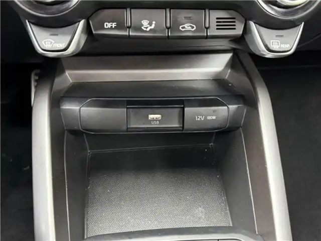 Kia Stonic 1.0 t-gdi 120 ch mhev ibvm6 — photo 63