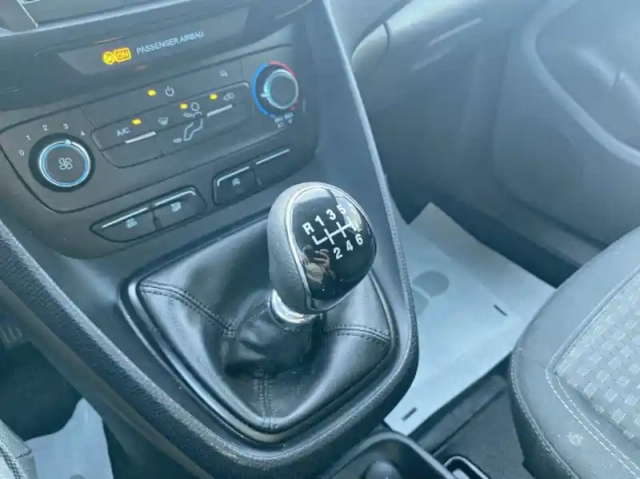 Ford Transit Connect fourgonnette l2 1.0e 100ch e85 trend business — photo 8