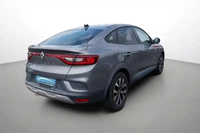 Renault Arkana mild hybrid 140 edc fap - 22 — photo 29