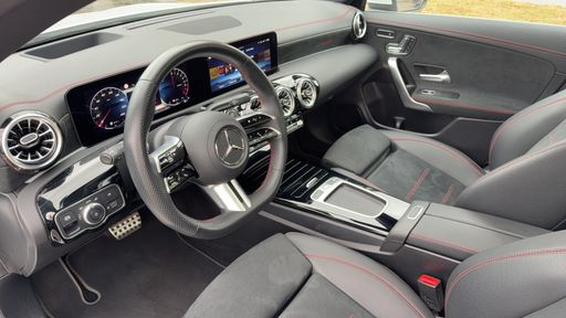 Mercedes Classe CLA Coupe 250e 218 8G-DCT - AMG Line – 2024 – 40387 km – Hybride rechargeable – Boîte Robotisée — photo 17