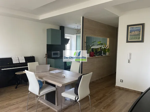 TOULON LES ROUTES APPARTEMENT TYPE 3