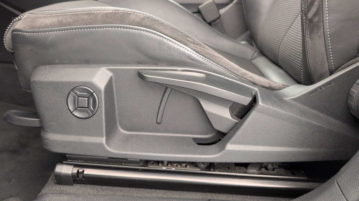 Audi Q3 Sportback — photo 19