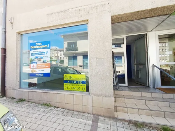 Local 60 m² Dunières